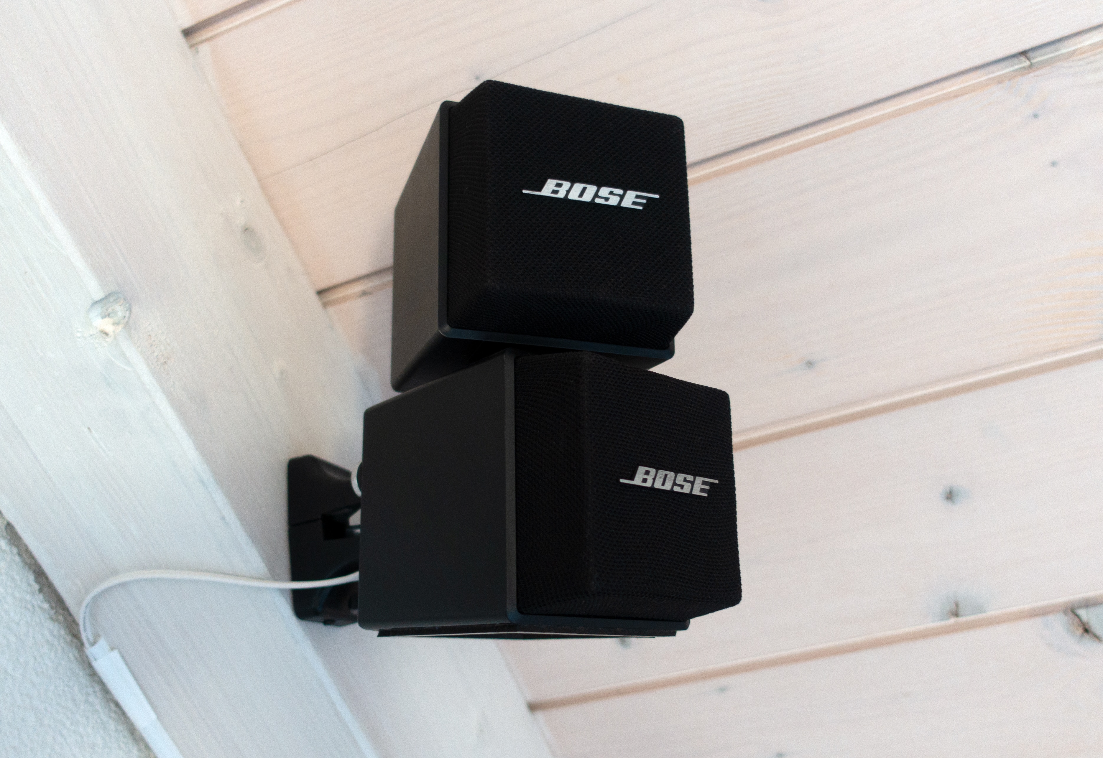 Heimkino mit 1990er-Bose-Speaker-System - Galaxus