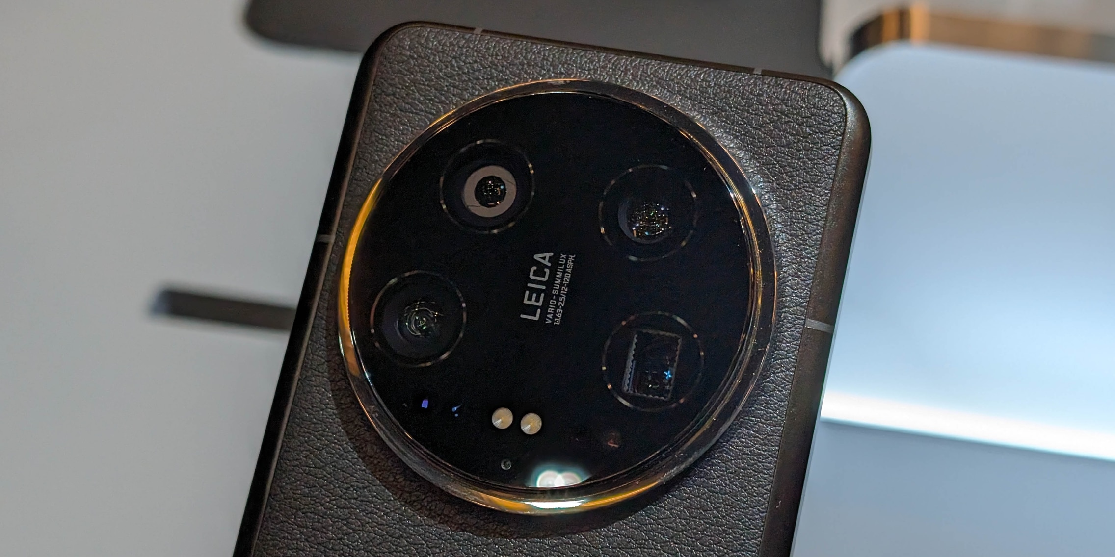 MWC 2024: Xiaomi 14 Ultra with Photography Kit presented