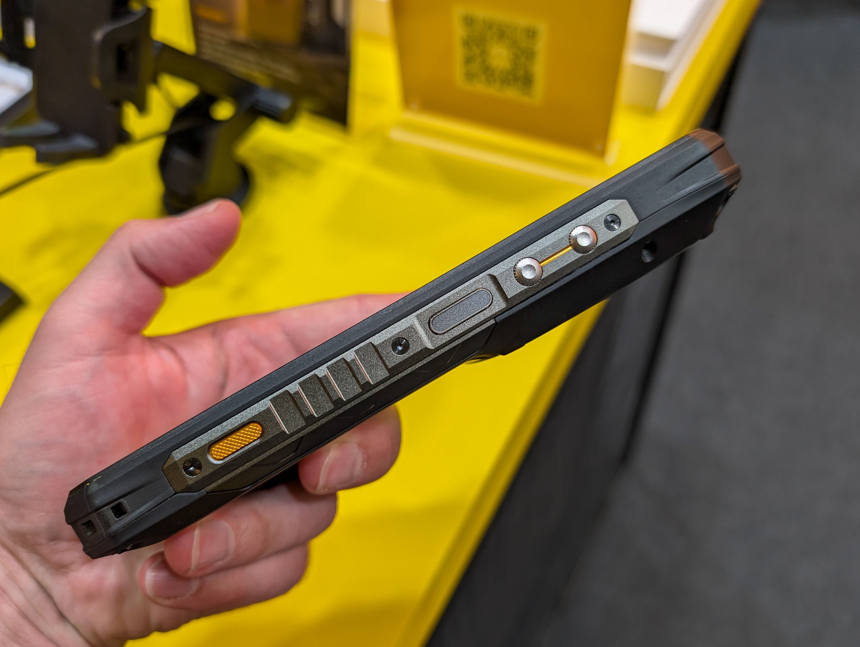 UleFone armor 28 Ultra 非サーマルバージョン Ulefone Armor 28 Ultra Thermal Version 5G AI Rugged Phone 16GB+1TB