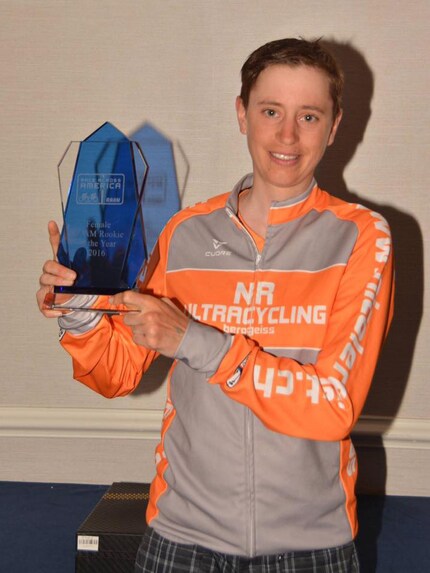 Award: Nicole Reist as «Rookie of the year» at RAAM 2016