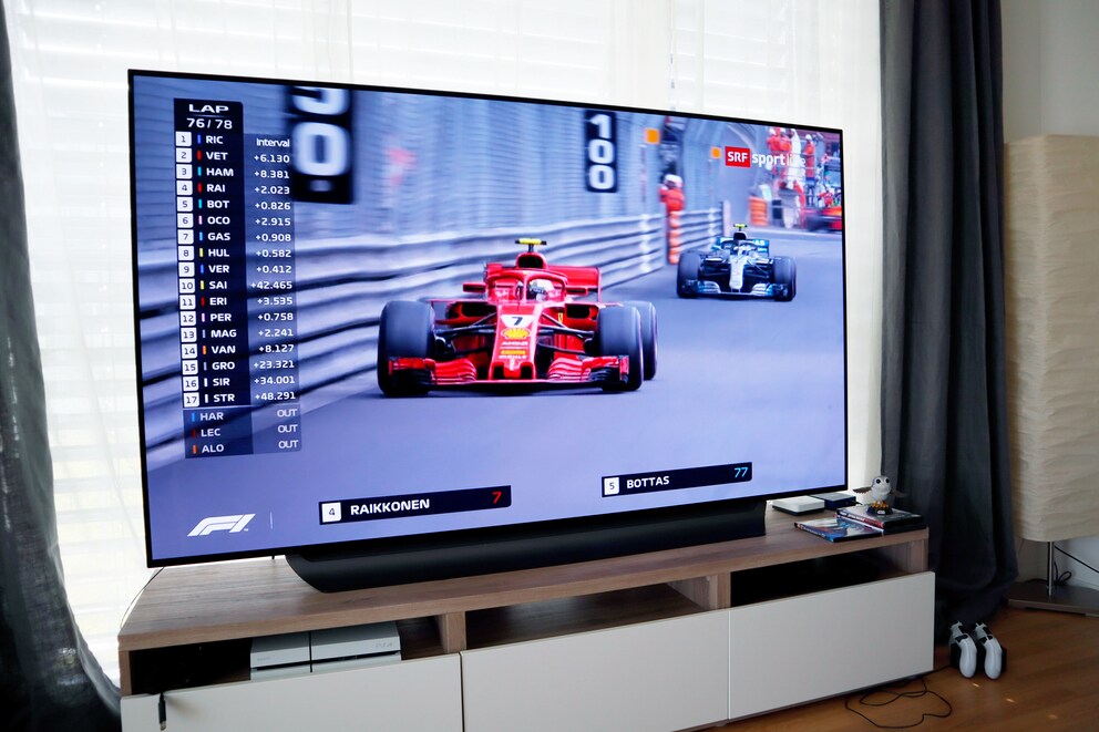 Auch Live-TV-Material, das «nur» in Full-HD-Qualität vorliegt, sieht sehr gut aus. Grossen Antiel daran hat der Alpha-9-Prozessor.