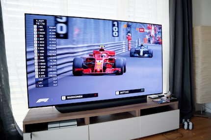 Auch Live-TV-Material, das «nur» in Full-HD-Qualität vorliegt, sieht sehr gut aus. Grossen Antiel daran hat der Alpha-9-Prozessor.