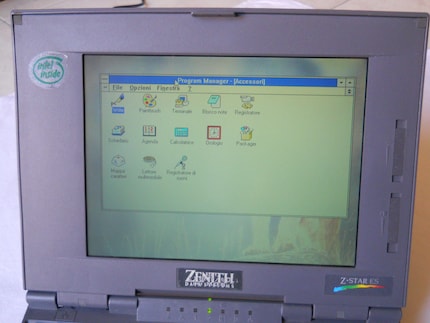 9.5-inch active matrix display