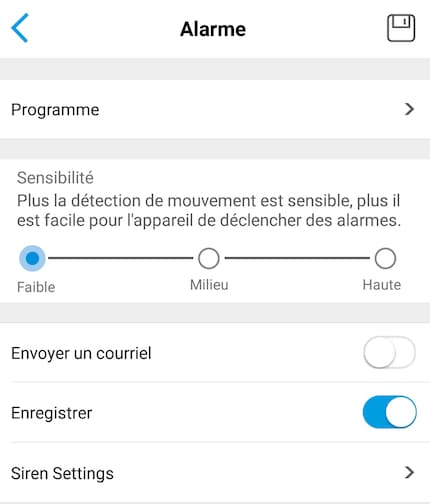 The sensitivity of the sensor can be adjusted according to three levels.