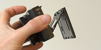 Maximum angle of the RX100 III ...