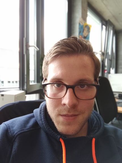 Bokeh gibt’s auch im Selfie-Modus. Finde ich super