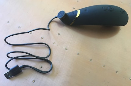 Aufladen mit dem magnetischen Ladekabel funktioniert tip top!