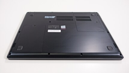 Two service flaps provide quick access to the M.2SSD, RAM and a free space for a 2.5-inch drive.