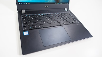 The touchpad is really large at 12.7 x 8.4 cm. The picture shows a Swiss keyboard.
