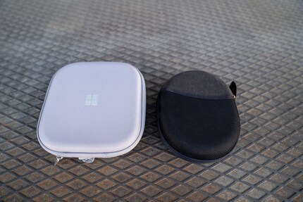 The Sony XM3 in its étui and the Surface headset next to it