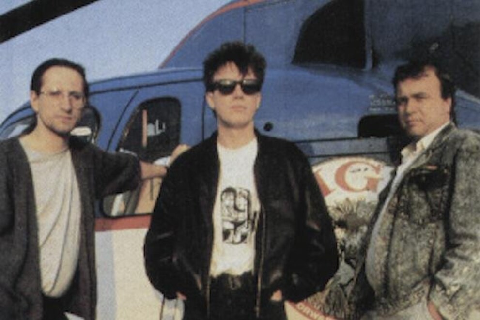 Die Bitmap Brothers inszenierten sich als die ersten Rockstars der Game-Szene. Mike steht in der Mitte