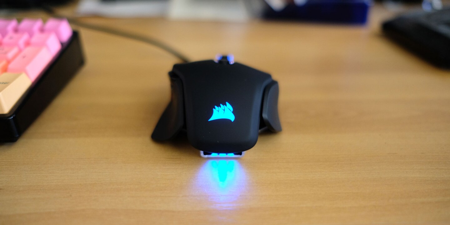 Corsair M65 RGB Elite Review: Eine Maus nicht für jede Hand