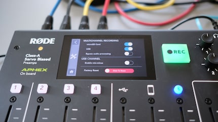 You can decide for yourself where and how you want to record.
