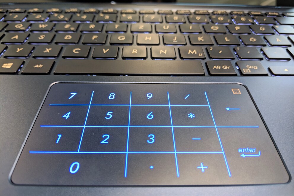 Zahlenblock auf dem Touchpad.