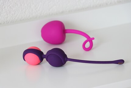 Vaginal weights are available in many forms.