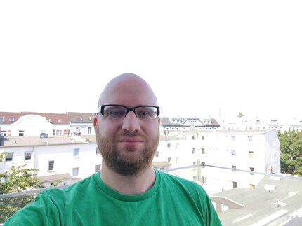 Selfie without HDR