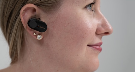 The earbuds look big in the ear, but they are quickly misplaced.