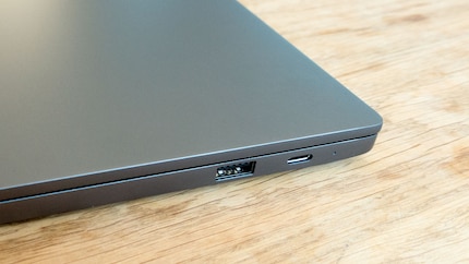 USB 3.0 type A and USB-C 3.1 (DC port)