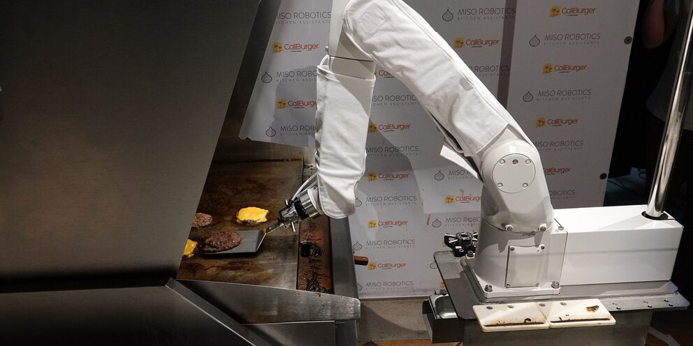 Will a robot chef be preparing your food soon? Source: USA Today
