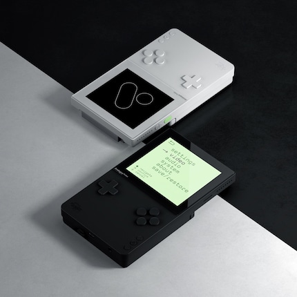 The Analogue Pocket will be available in white and black. Source: Analogue