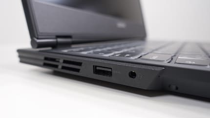 USB 3.1 Type-A, 3.5 mm jack connection