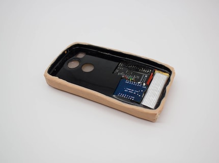 Es gibt die Prototypen in einem simplen Beige oder einer «realistischen» Variante, die unregelmässig eingefärbt ist. Bild: Marc Teyssier