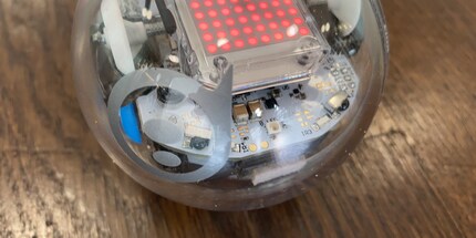 Lässt tief blicken: Der Sphero zeigt, was er hat.