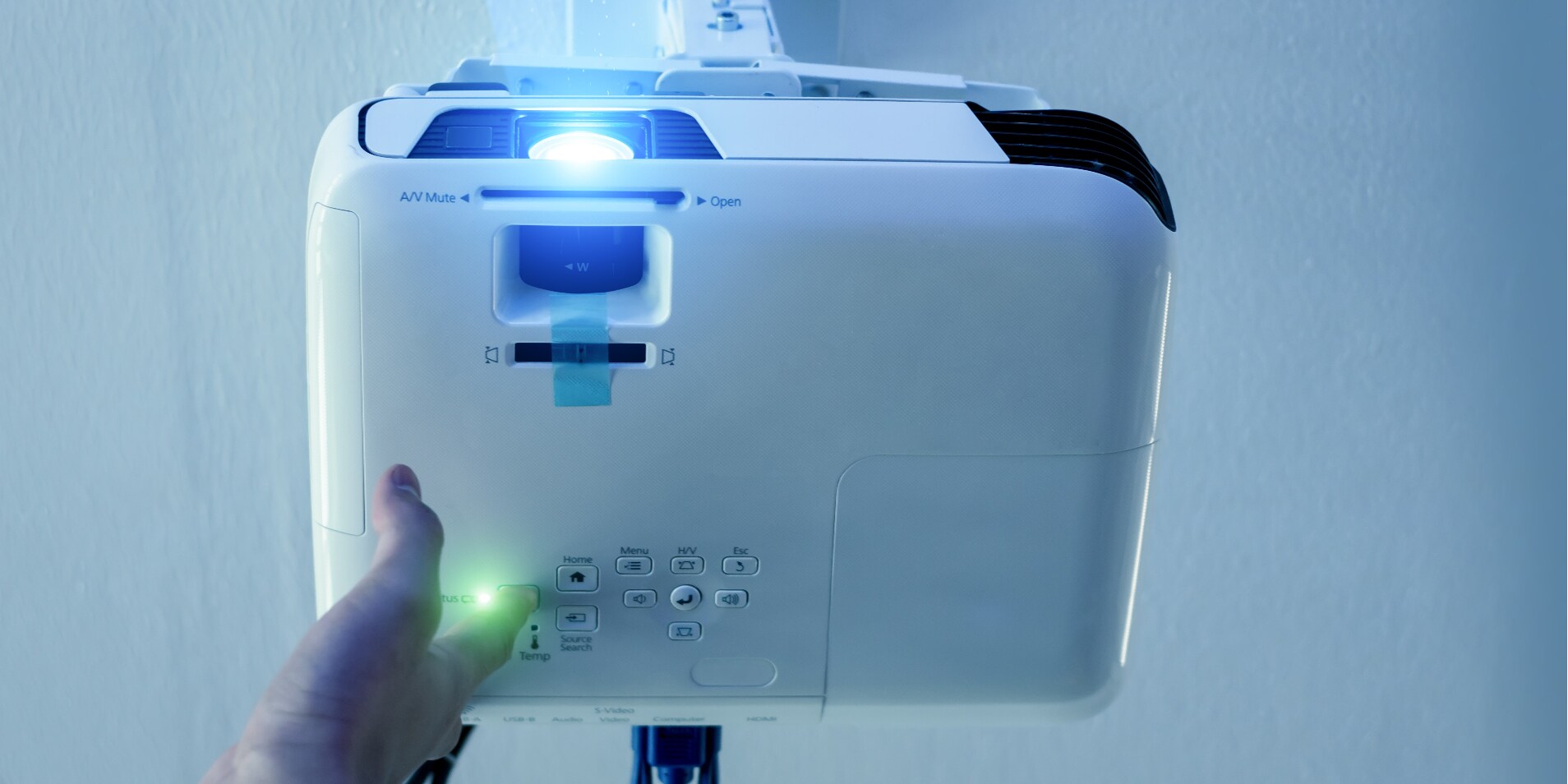 Projector instead of TV what you need to know about projectors Galaxus