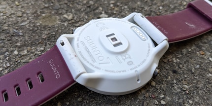 The heart rate monitor works reliably.
