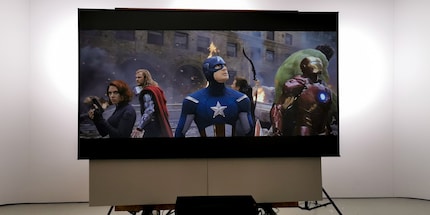 Der ikonische Avengers-Shot: Auf 100 Zoll sieht er einfach nur fantastisch aus.