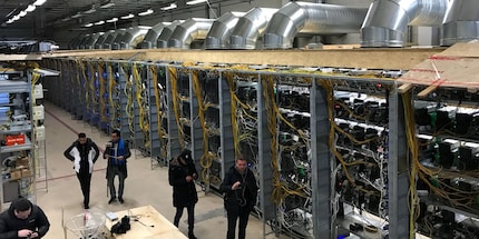 Eine Mining-Farm in Japan: Hier wird mit der grossen Kelle angerührt. Bildquelle: BTCNN.com