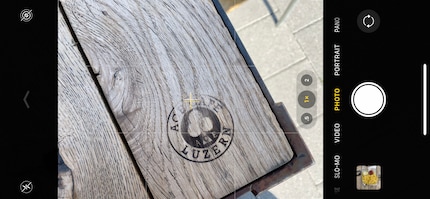 Erstaunlich nützlich: Das Fadenkreuz bei Top Down Shots auf dem iPhone
