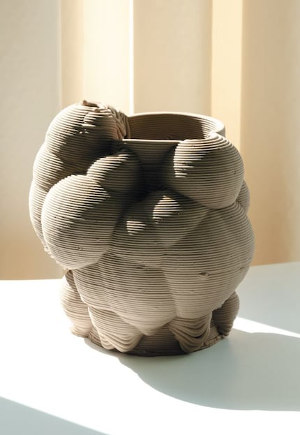 Je länger die Schlafdauer, desto höher wird das Keramikobjekt. Bild: Rafael Gil Cordeiro