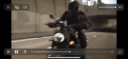 The Picture-in-Picture feature only appears in full screen.