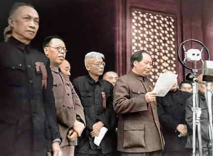 Mao bei der Ausrufung der Volksrepublik China 1949