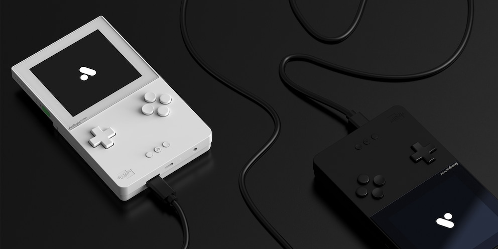 Whether in black or white, the Analogue Pocket belongs in every retro gaming collection. Image source: analogue.co/pocket