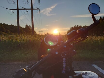 Die normale Kamera macht durchschnittliche Bilder, bestenfalls.
