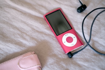 Back to my roots with an old MP3 player.