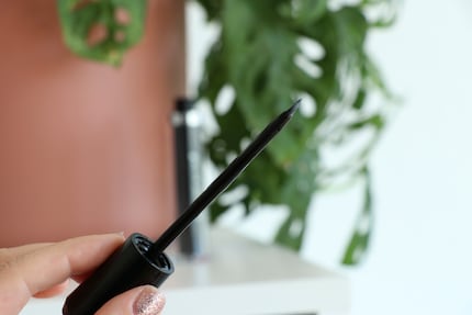 The applicator is far too thick.