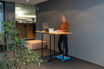 For me this is THE killer feature. The PowerCube even transforms into a standing desk.