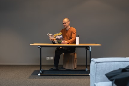 You'll have to imagine this is a relaxing balcony scene rather than a carpeted office. I had to cart the Cube table into work for a photoshoot.