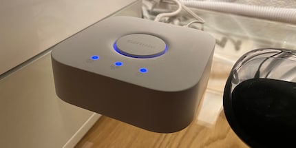 Philips Hue Bridge: blue lights you can't adjust.