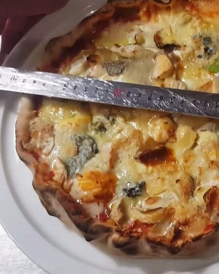 Benoits fertige Pizza