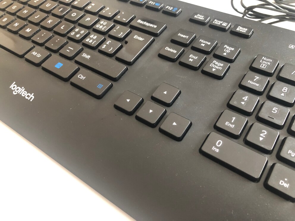Freiraum für Pfeiltasten und Freunde: das Layout einer Logitech-Tastatur.