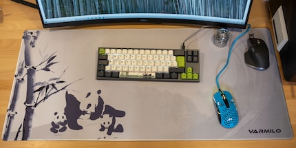 Hey, free mouse mat. Or should I say panda mat?