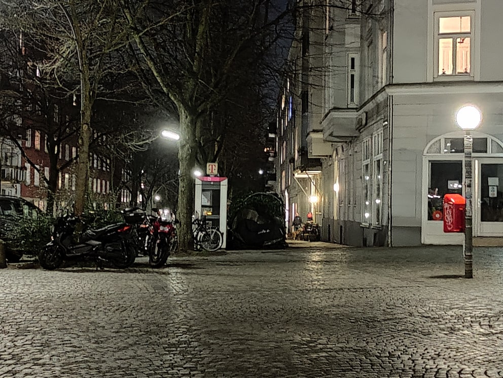 OnePlus 9 Pro: Die Telelinse braucht Licht.