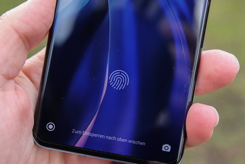 Nicht immer zuverlässig: der Fingerabdrucksensor im Display.