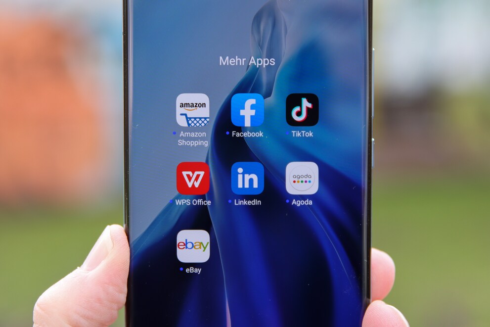 Schlecht: Viele vorinstallierte Apps.