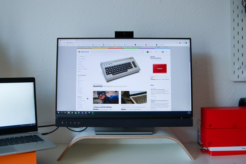 Ein Monitor für die Arbeit.