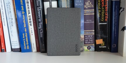 Mit Hülle sieht der E-Reader noch eleganter aus.